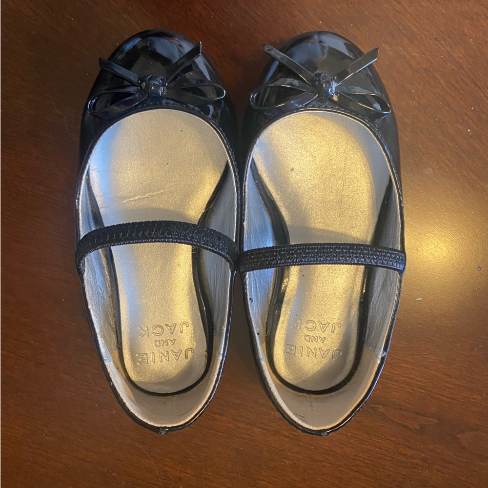 Little girls mary jane shoes